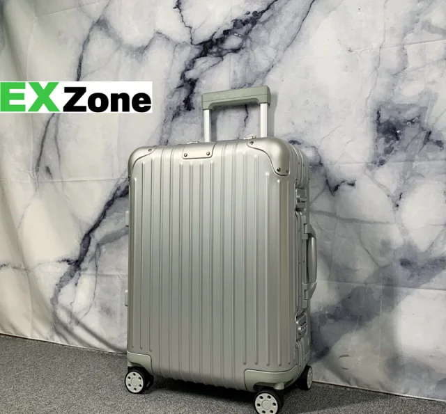 Unbranded Travel Bags Hard-shell ribbed spinner suitcase product detail image 1