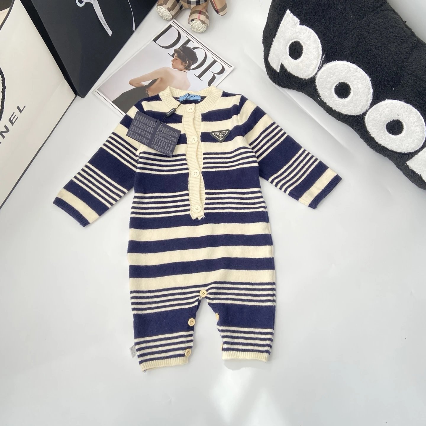 Gucci Matching Sets Children's two-piece sweater and jogger — 11