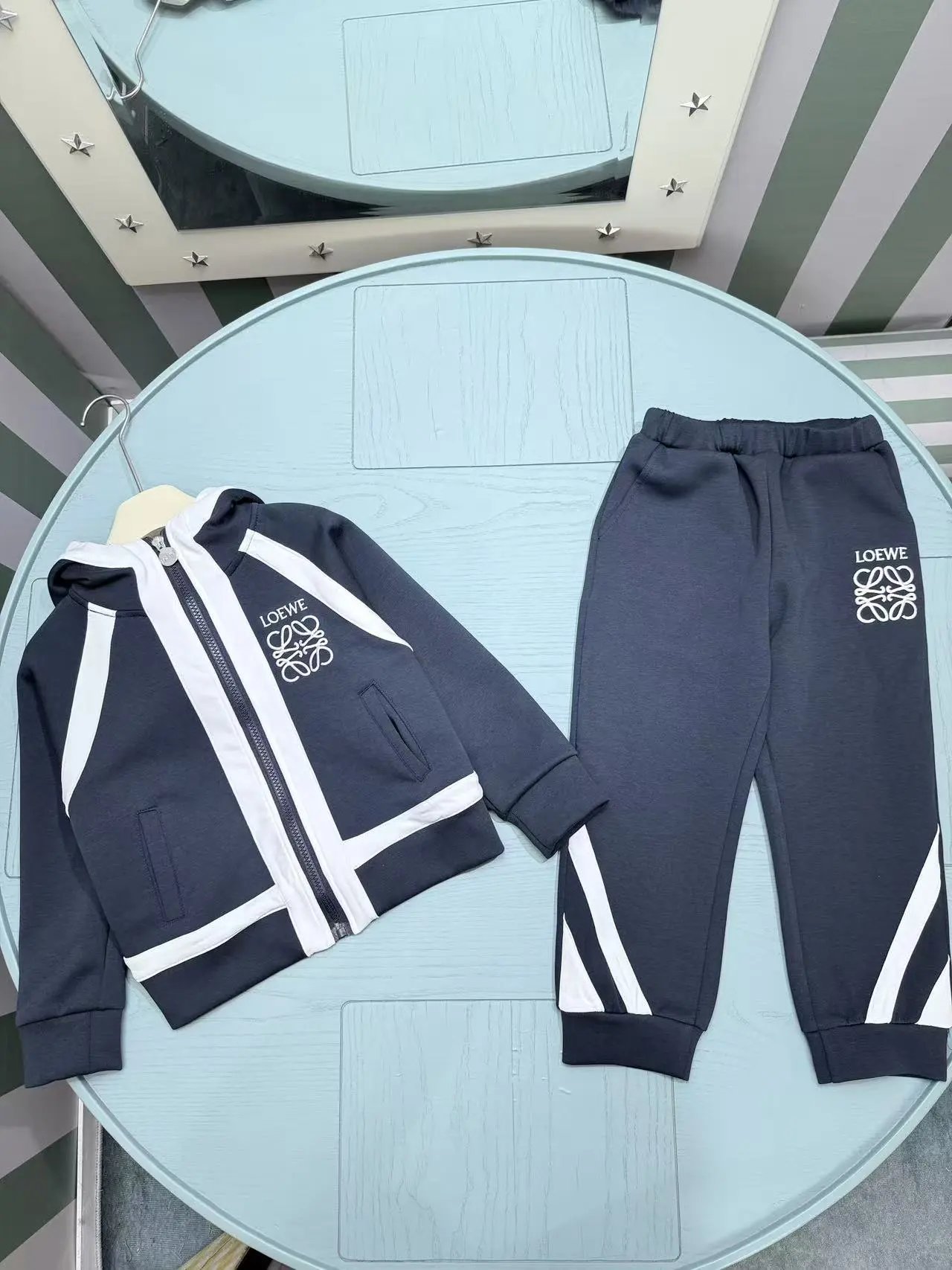 Gucci Matching Sets Children's two-piece sweater and jogger — 20