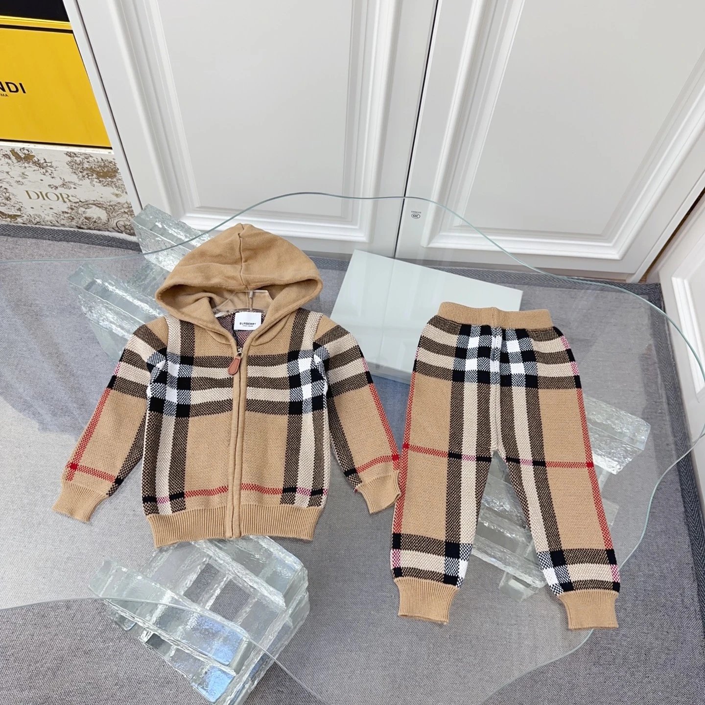 Gucci Matching Sets Children's two-piece sweater and jogger image 9