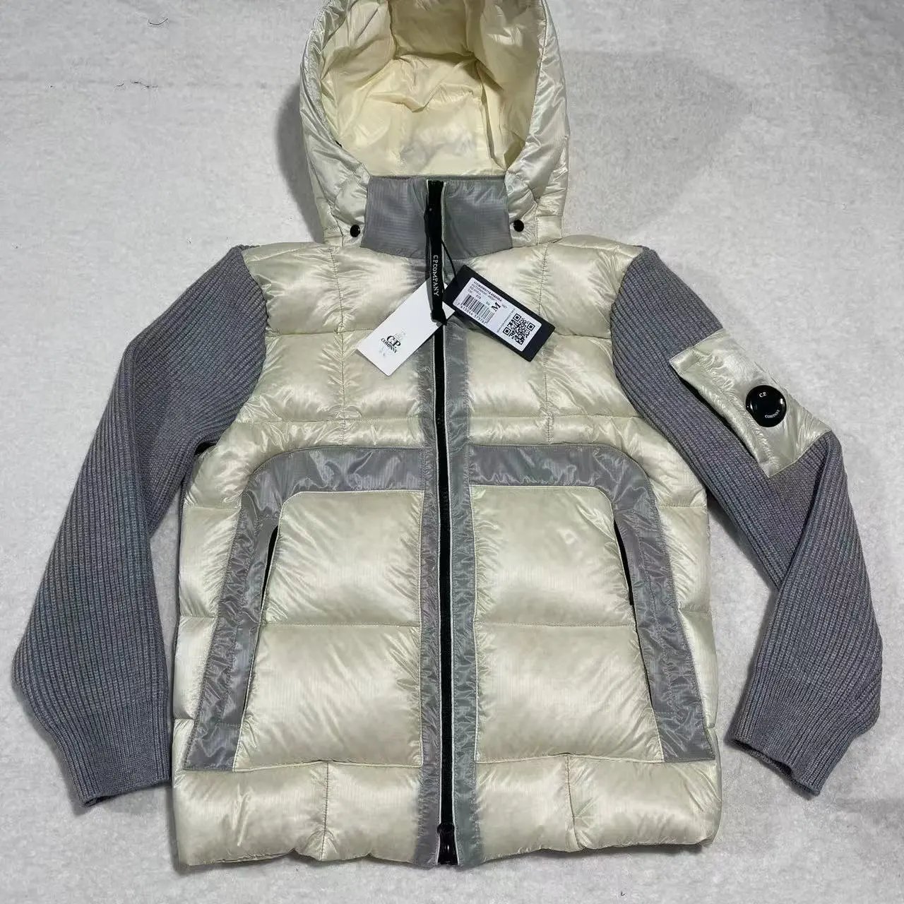 Down Jacket (91%-95% White Duck Down) White