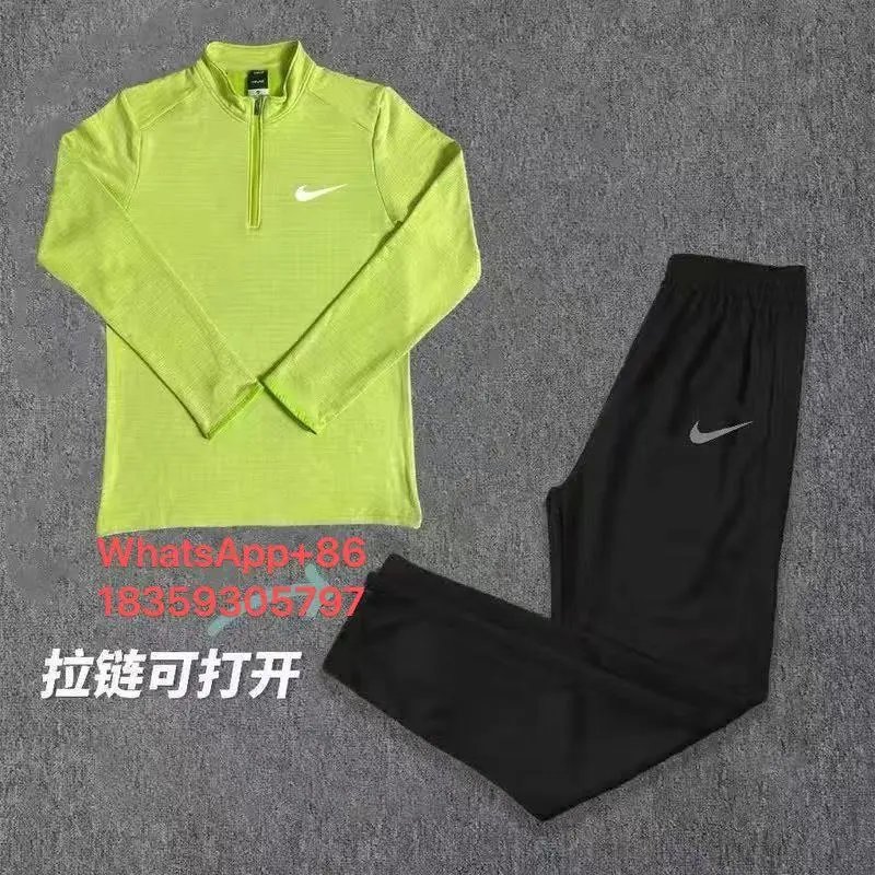 Nike Tracksuits Hooded zip-up tracksuit image 11