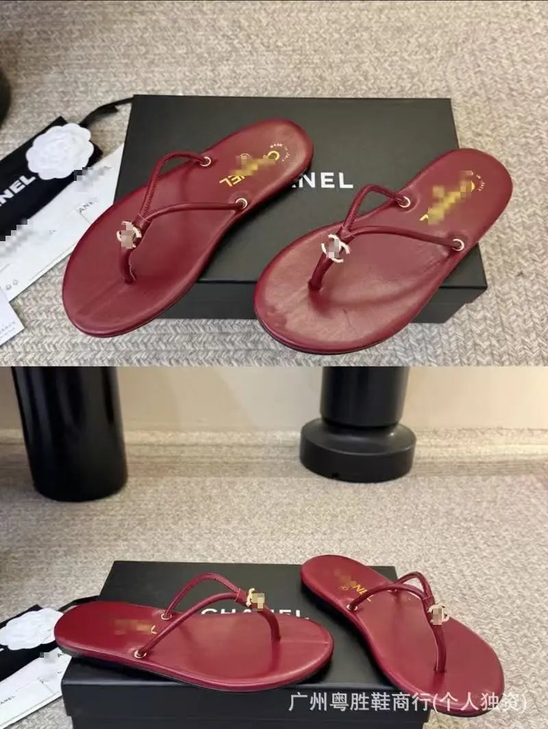 Chanel Sandals Flat thong with double-C embellishment — 10