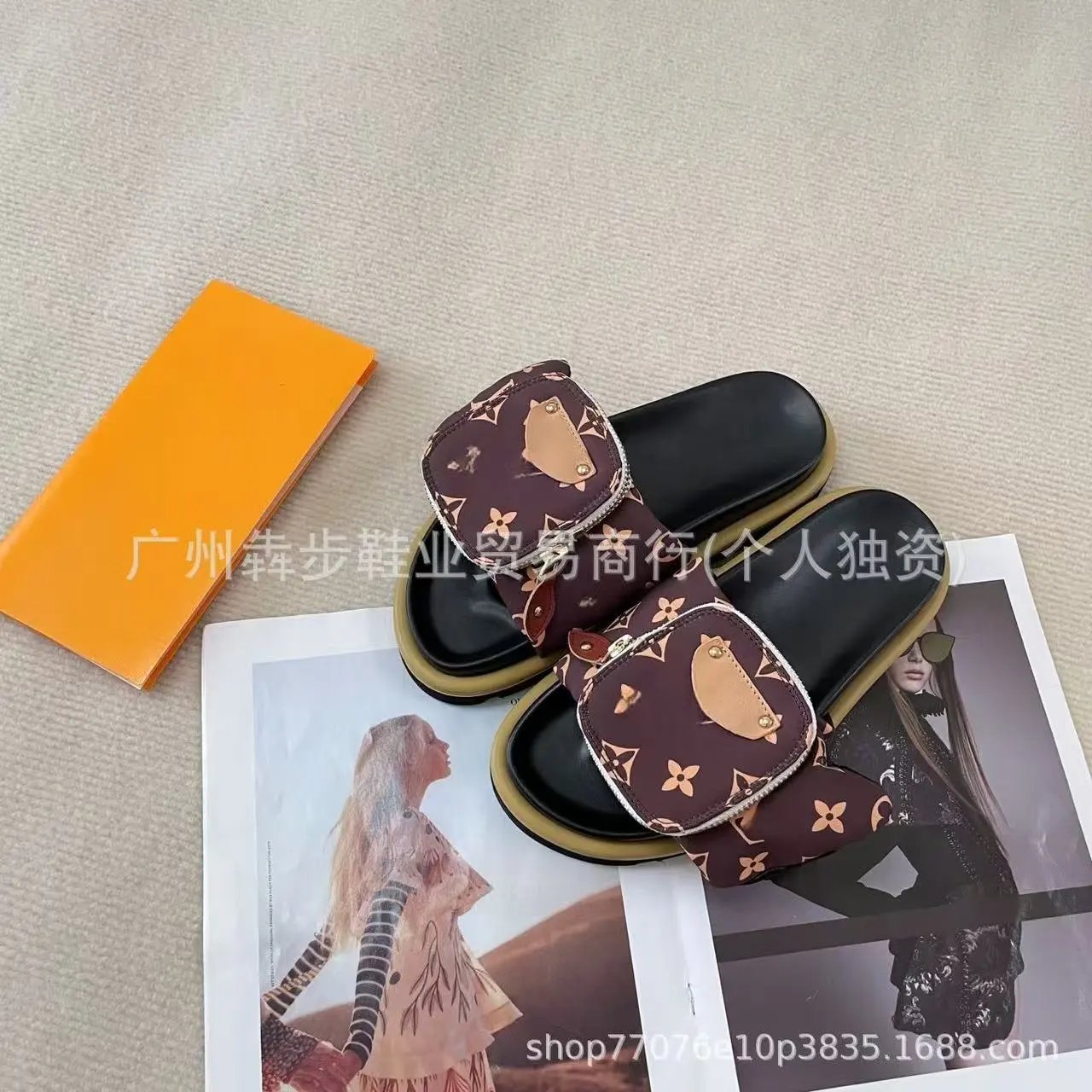Dior Sandals Logo Strap Flat Slide — 31