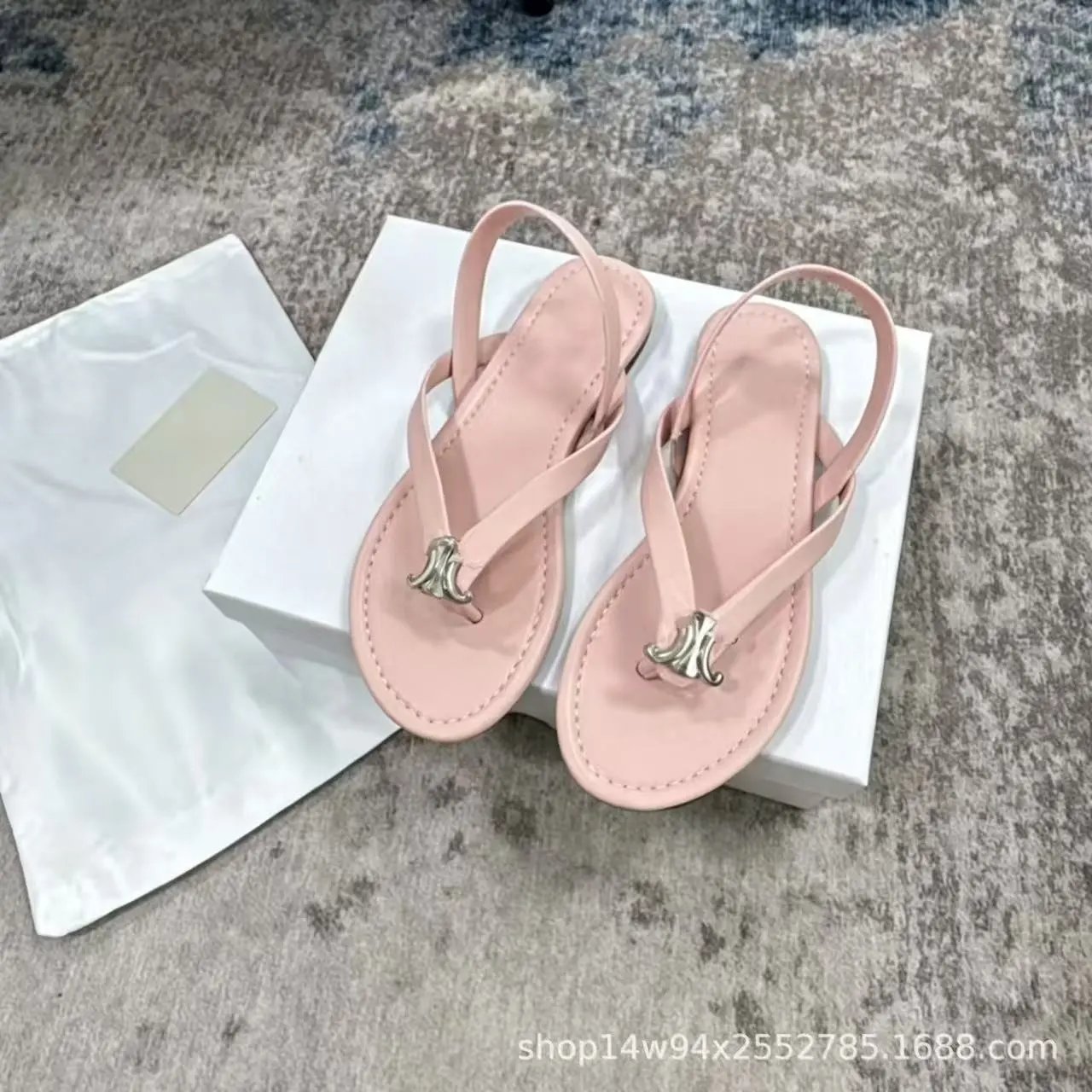 Chanel Sandals Flat thong with double-C embellishment — 16
