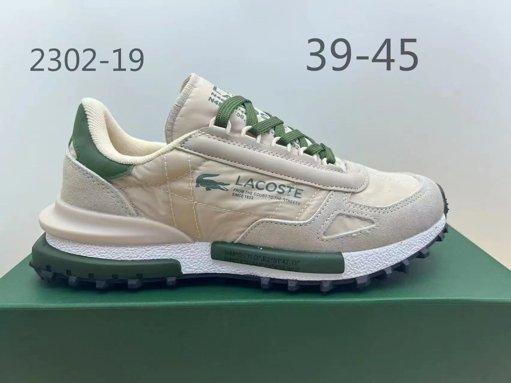 Lacoste Sneakers Low-top lace-up with crocodile side patch — 34
