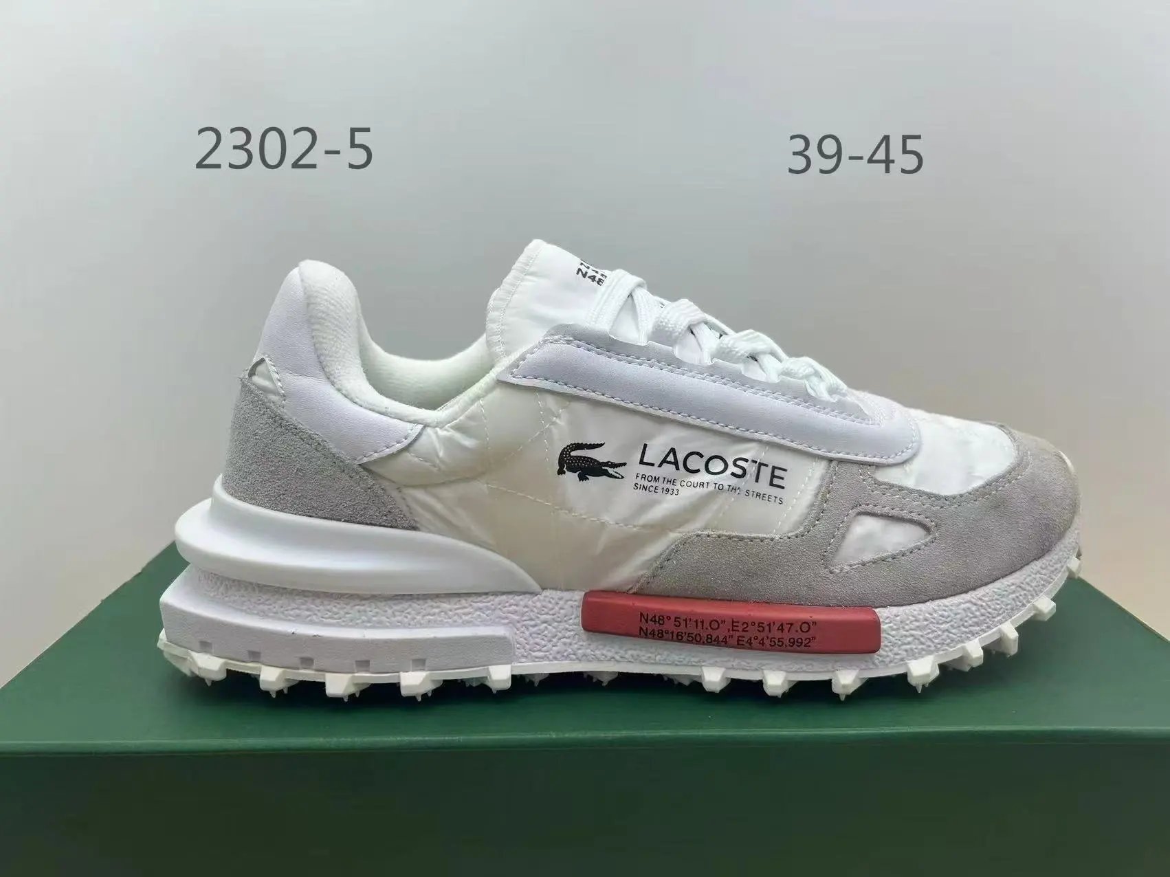 Lacoste Sneakers Low-top lace-up with crocodile side patch — 39