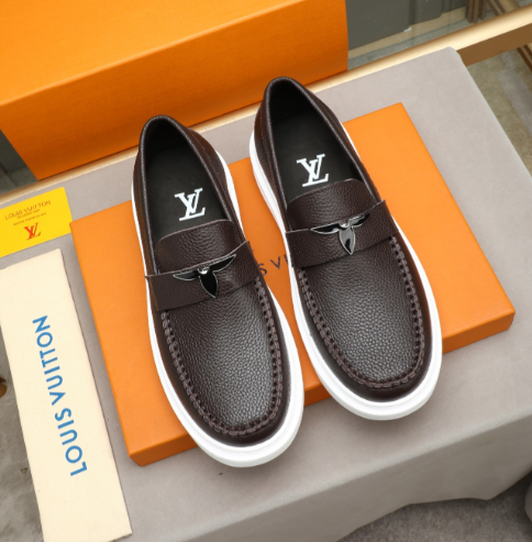 Shoe