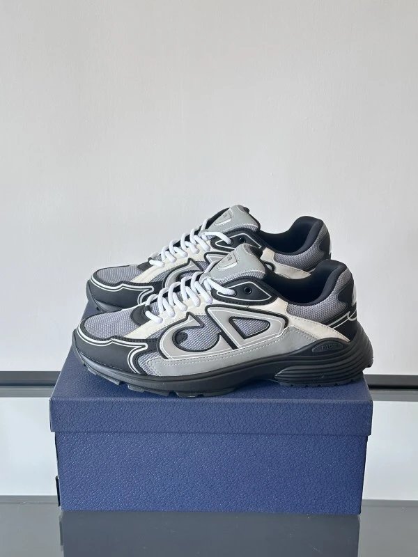 B30 sneakers