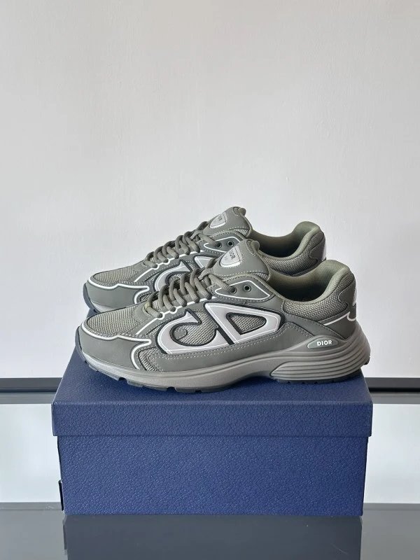 B30 sneakers