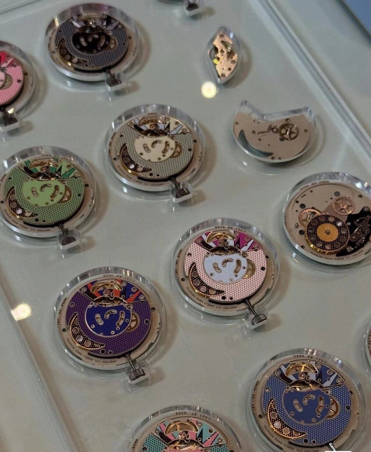 Audemars Piguet x Swatch Bioceramic Collection Royaume de Pop Watches - 5