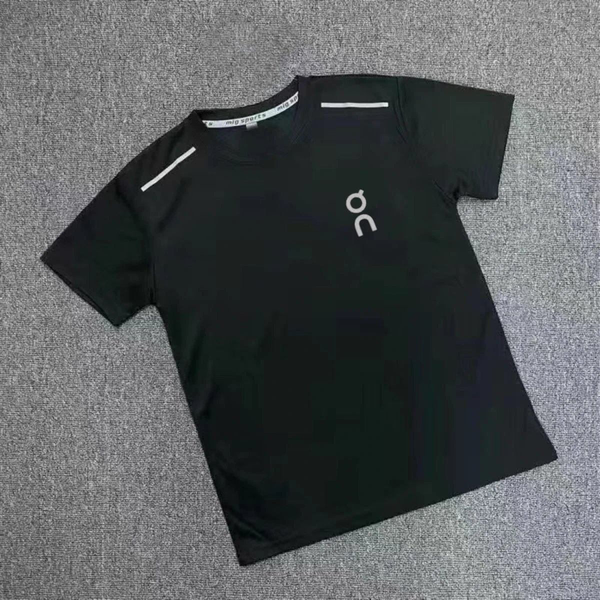 On T-Shirts Short-Sleeve Reflective Logo T-Shirt image 9