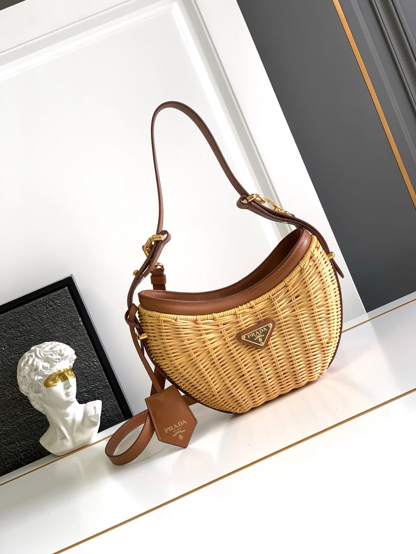[TOP] Neue Halbmond-Tasche aus Bambusgeflecht