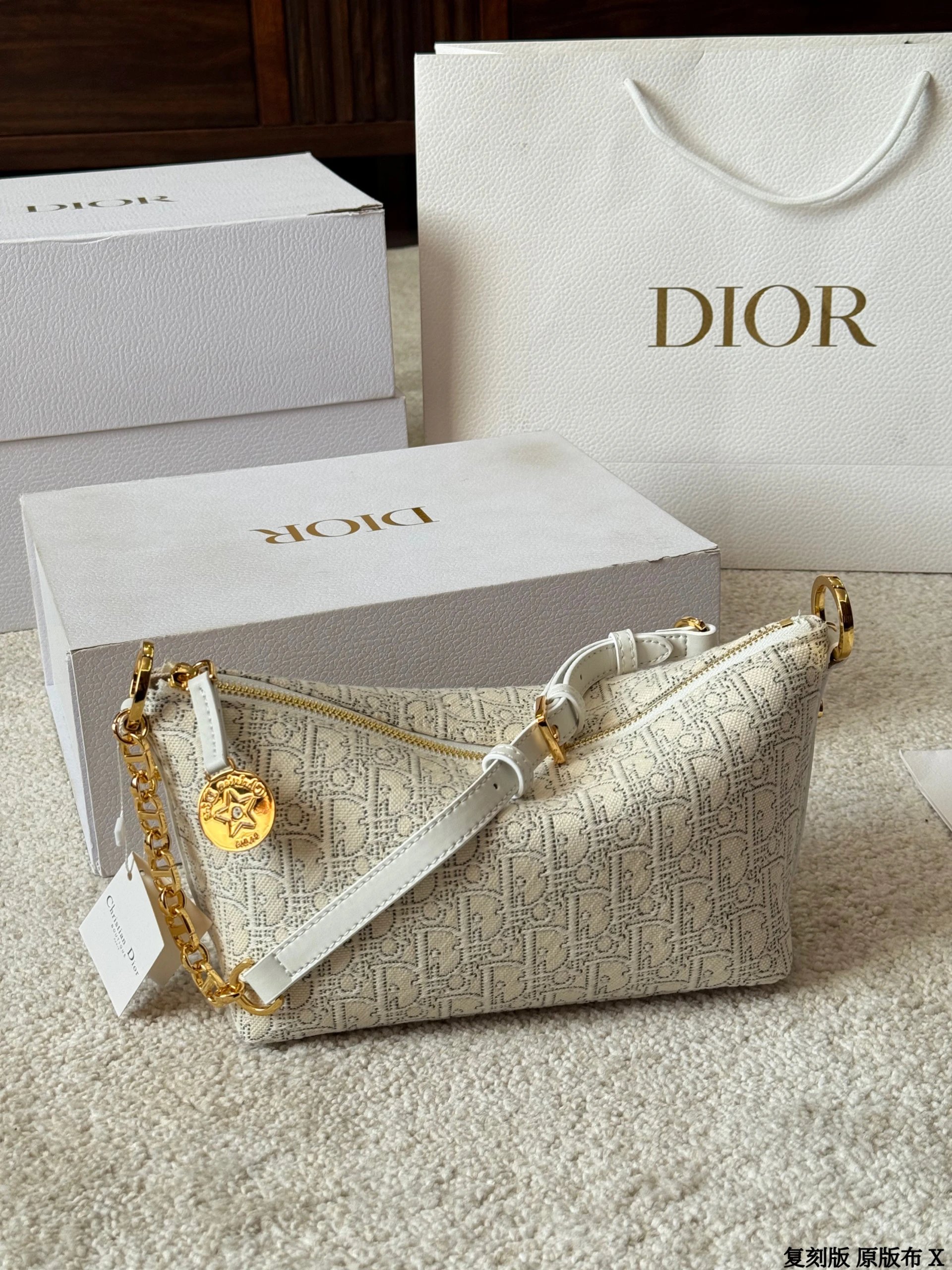 D* Handtasche BB