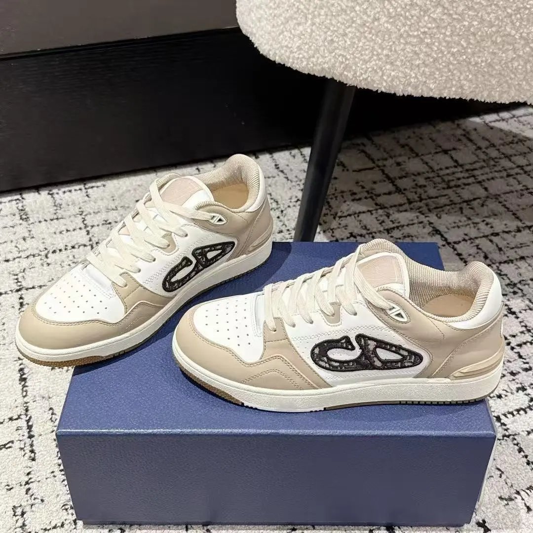 Dior Sneakers B27 low-top with Oblique side panels — 39