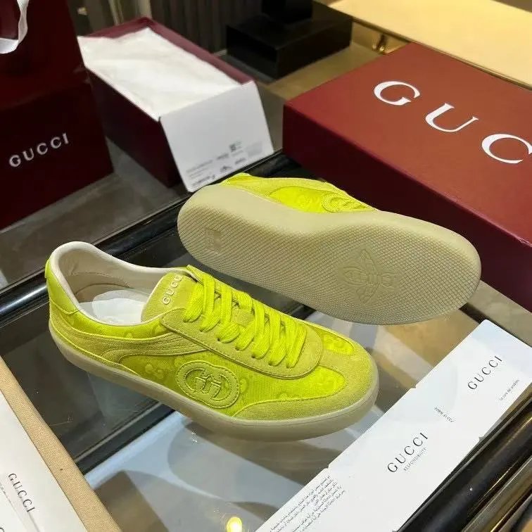 Gucci Sneakers Interlocking G low-top lace-up — 4
