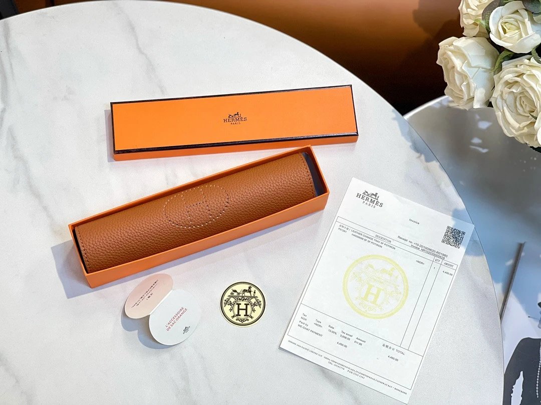 Hermès Uncategorized Snap-Corner Perforated H Leather Valet Tray image 14