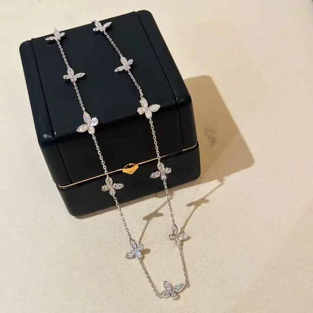 Chanel Multiple distinct pendant necklace designs product detail image 10