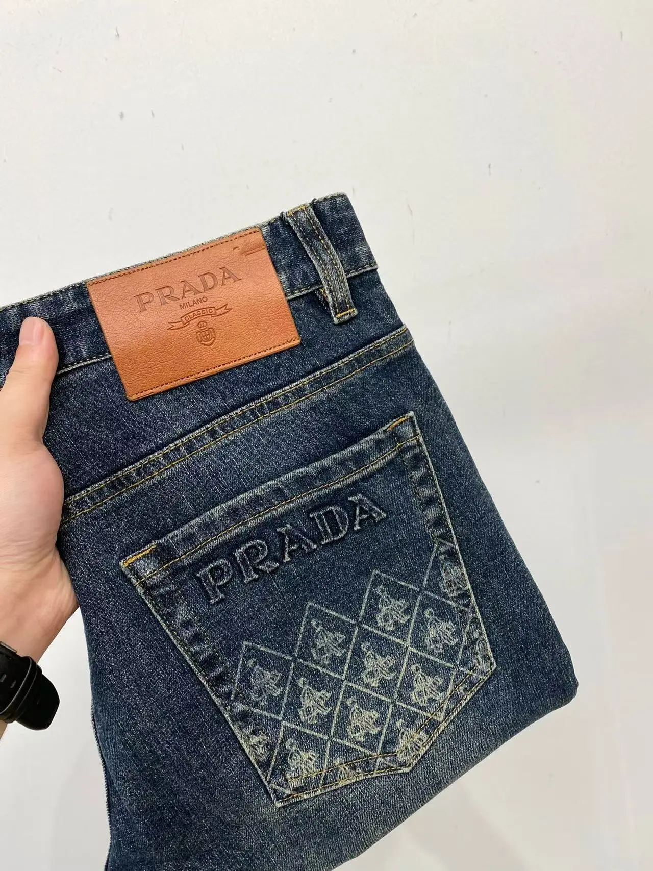 Prada，LV,Loewe jeans