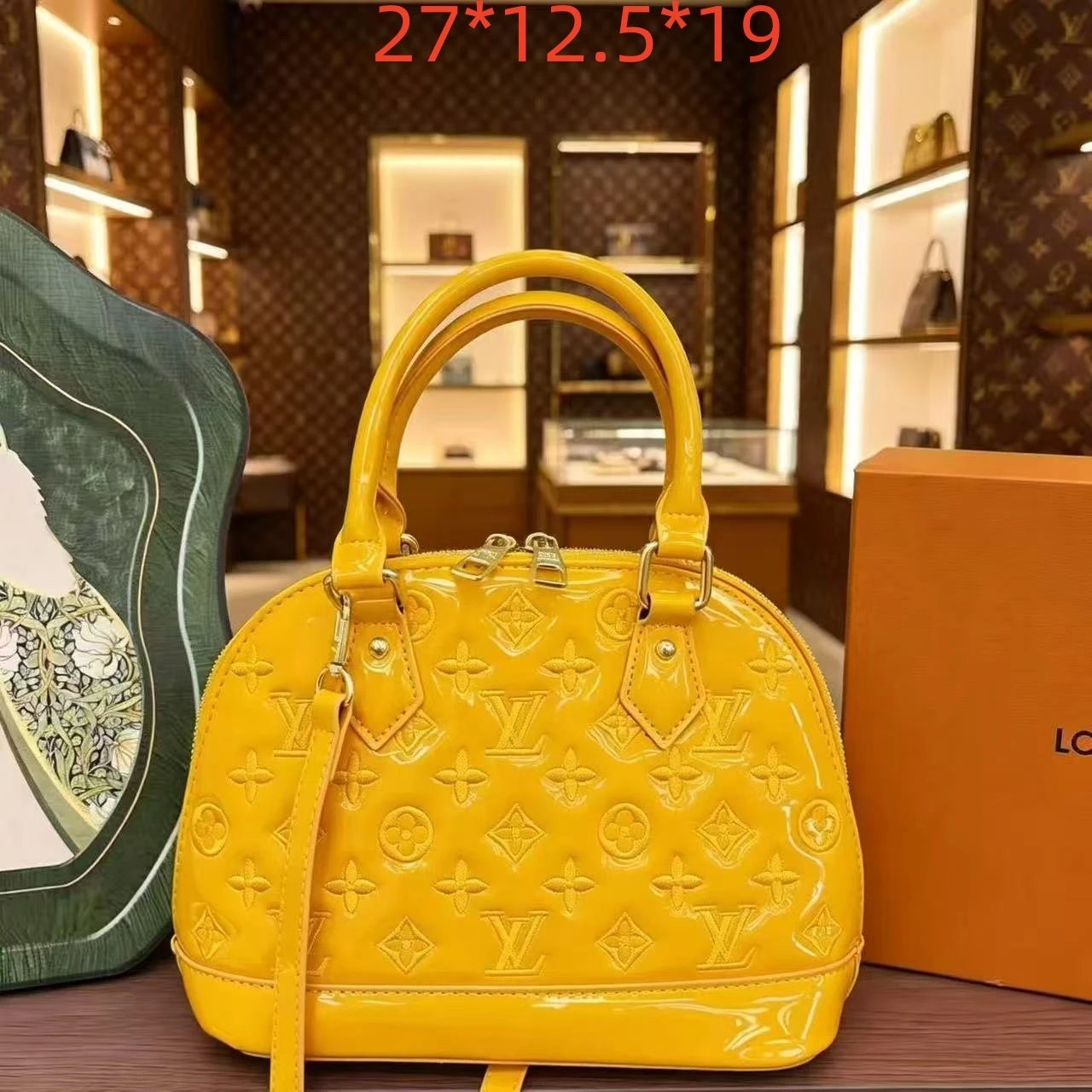 Louis Vuitton Multiple handbag models: 22927, 44579, 46203 — 24