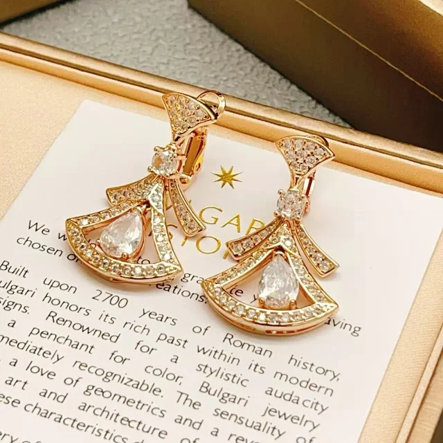 Gucci Jewelry Pearl Bead Double G Hoop Earrings product detail image 4