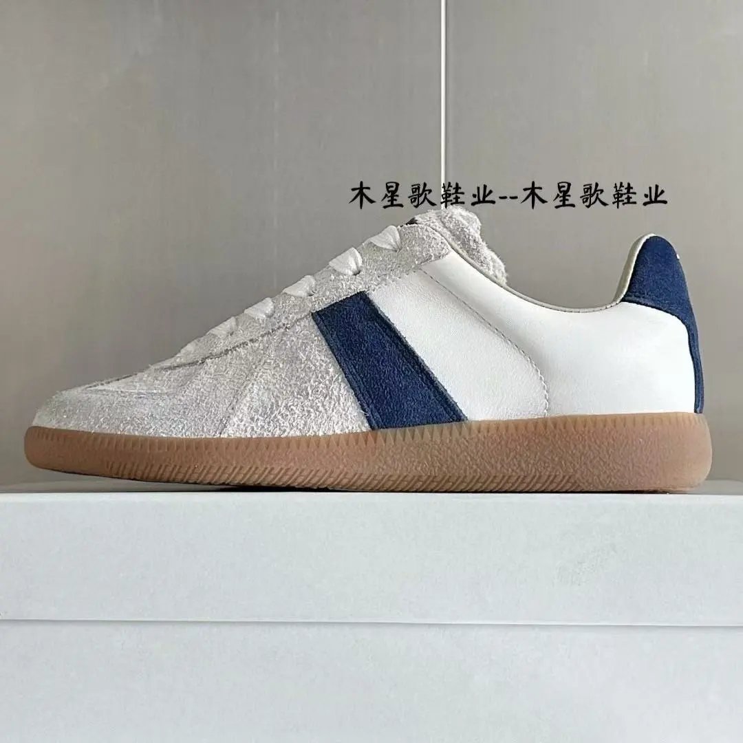 Unbranded Sneakers Low-top suede-panel gum sole — 30