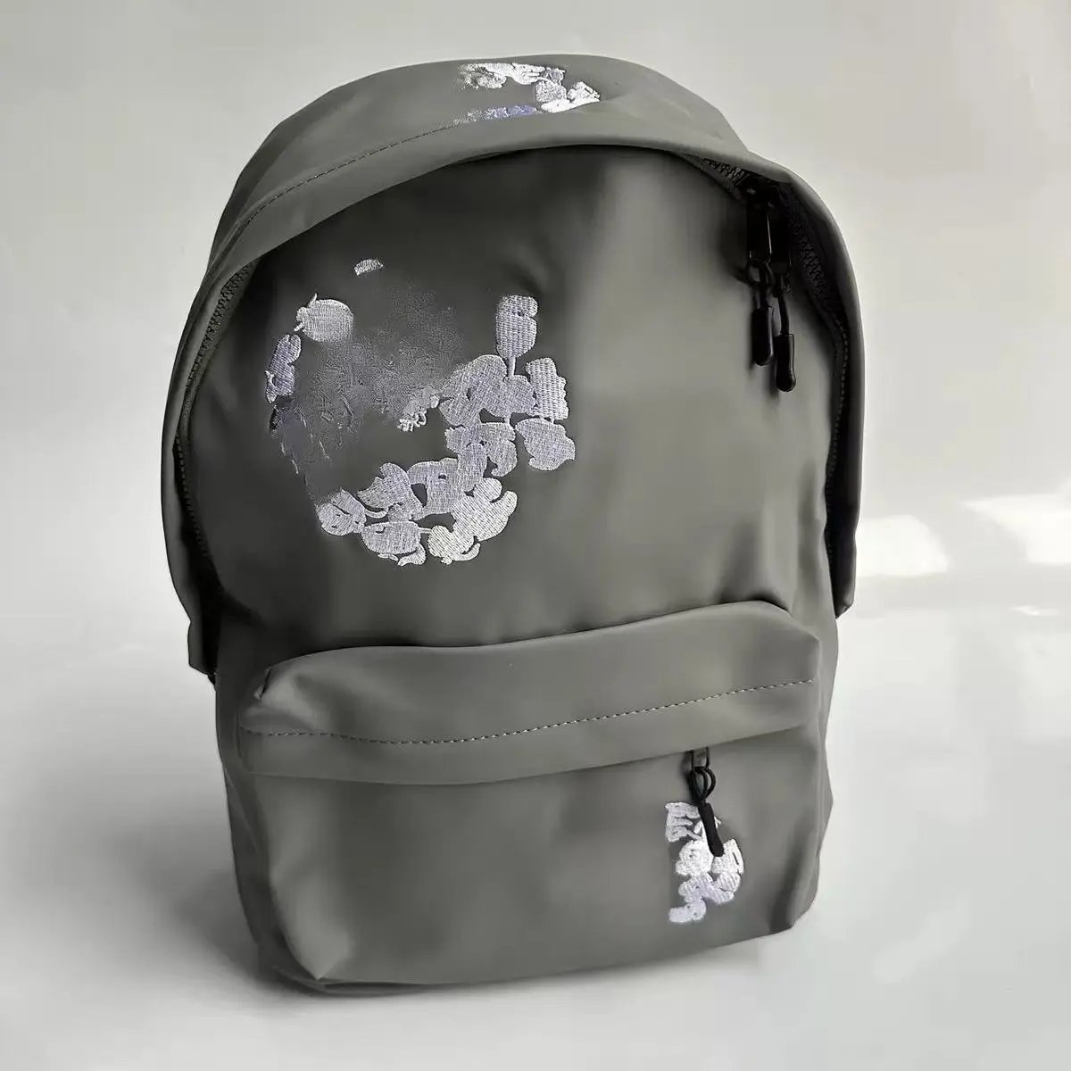 ESSENTIALS Travel Bags Dry-Wet Separation Duffel Bag — 20