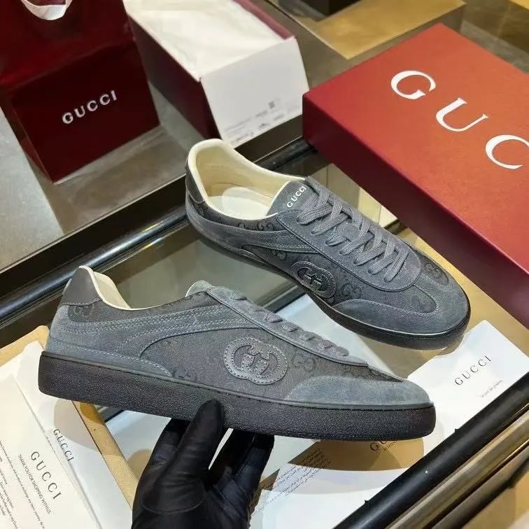 Gucci Sneakers Interlocking G low-top lace-up — 3