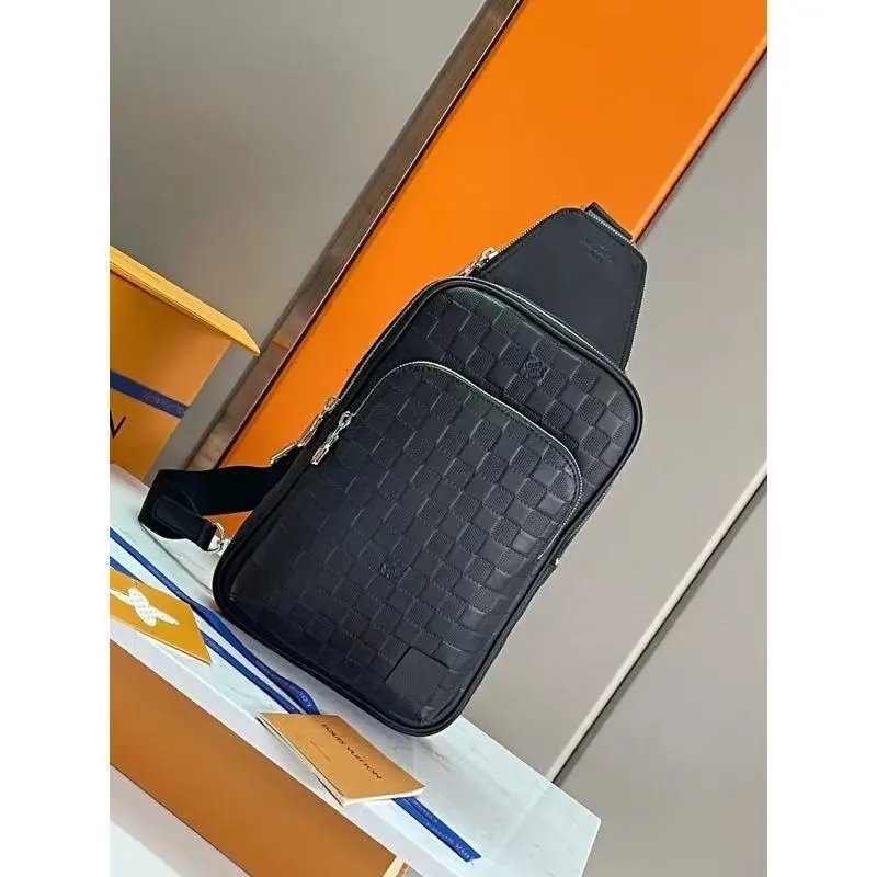 Louis Vuitton Crossbody Bags Zippered monogram bag — 6