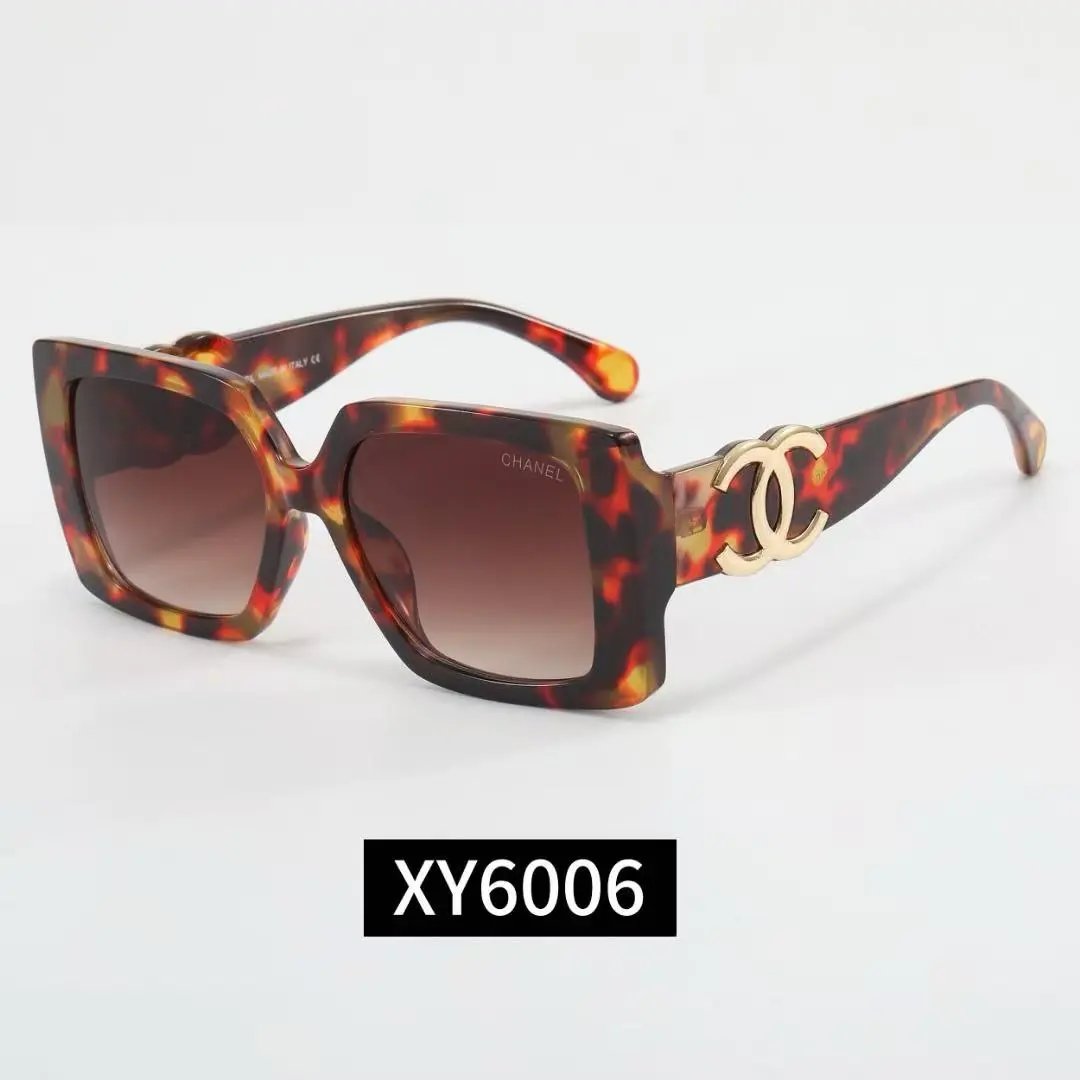 Chanel Eyewear Square-frame chain-detail sunglasses — 28