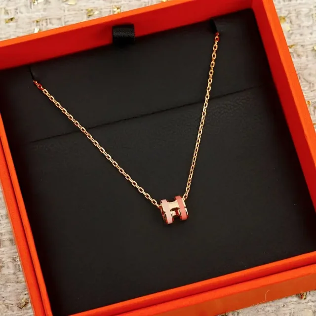 Chanel Multiple distinct pendant necklace designs product detail image 12