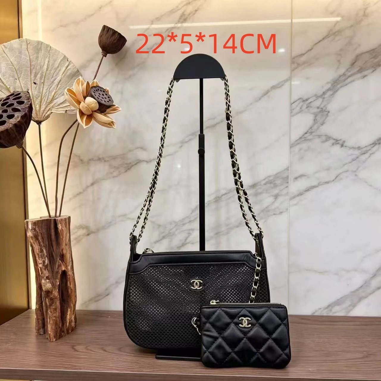 Miu Crossbody Bags Mini top-handle logo bag — 18