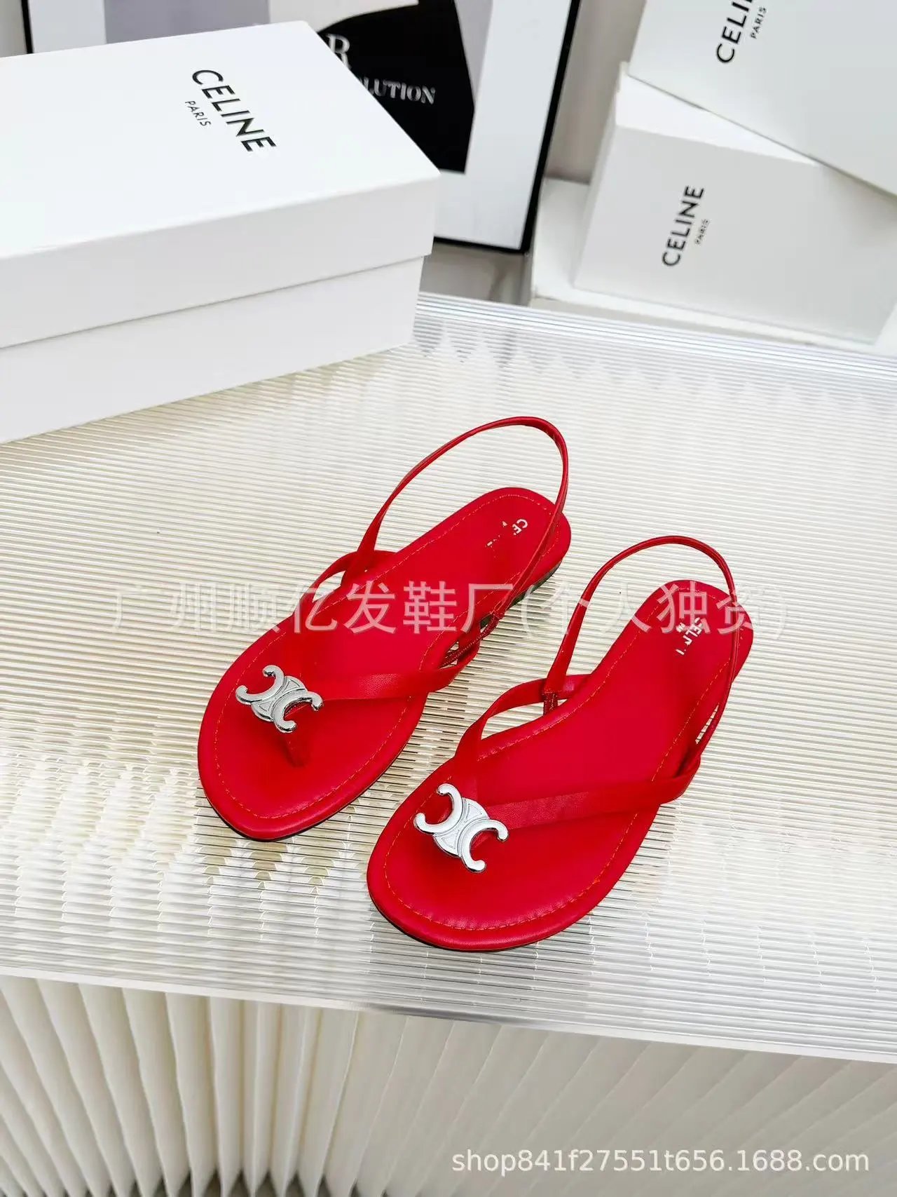 ELIN High Heels Pointed-Toe Slingback Kitten with Metal Logo Accent — 16