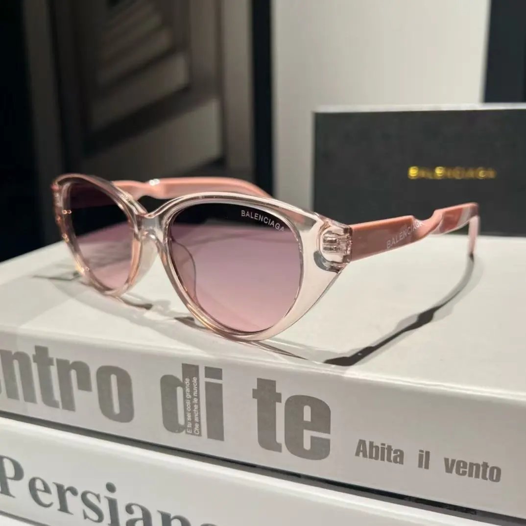 Balenciaga Eyewear Rectangular Logo Sunglasses — 25