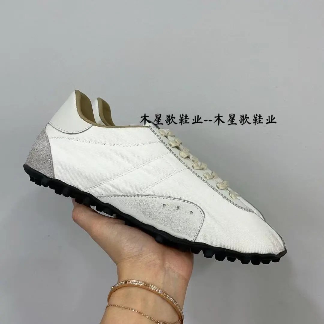 Unbranded Sneakers Low-top suede-panel gum sole — 31