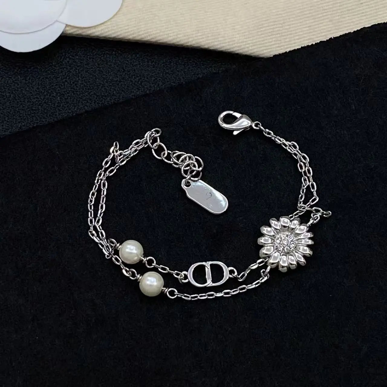 Louis Vuitton Jewelry Bracelet — 23