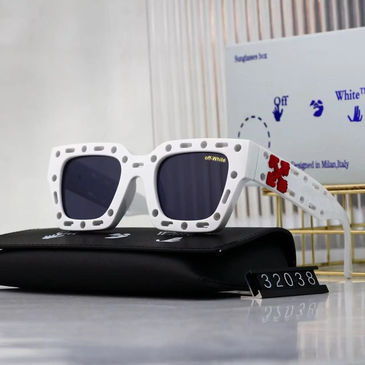 Off-White Eyewear Cutout Square Sunglasses product image