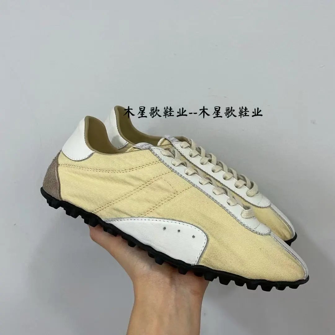 Unbranded Sneakers Low-top suede-panel gum sole — 32