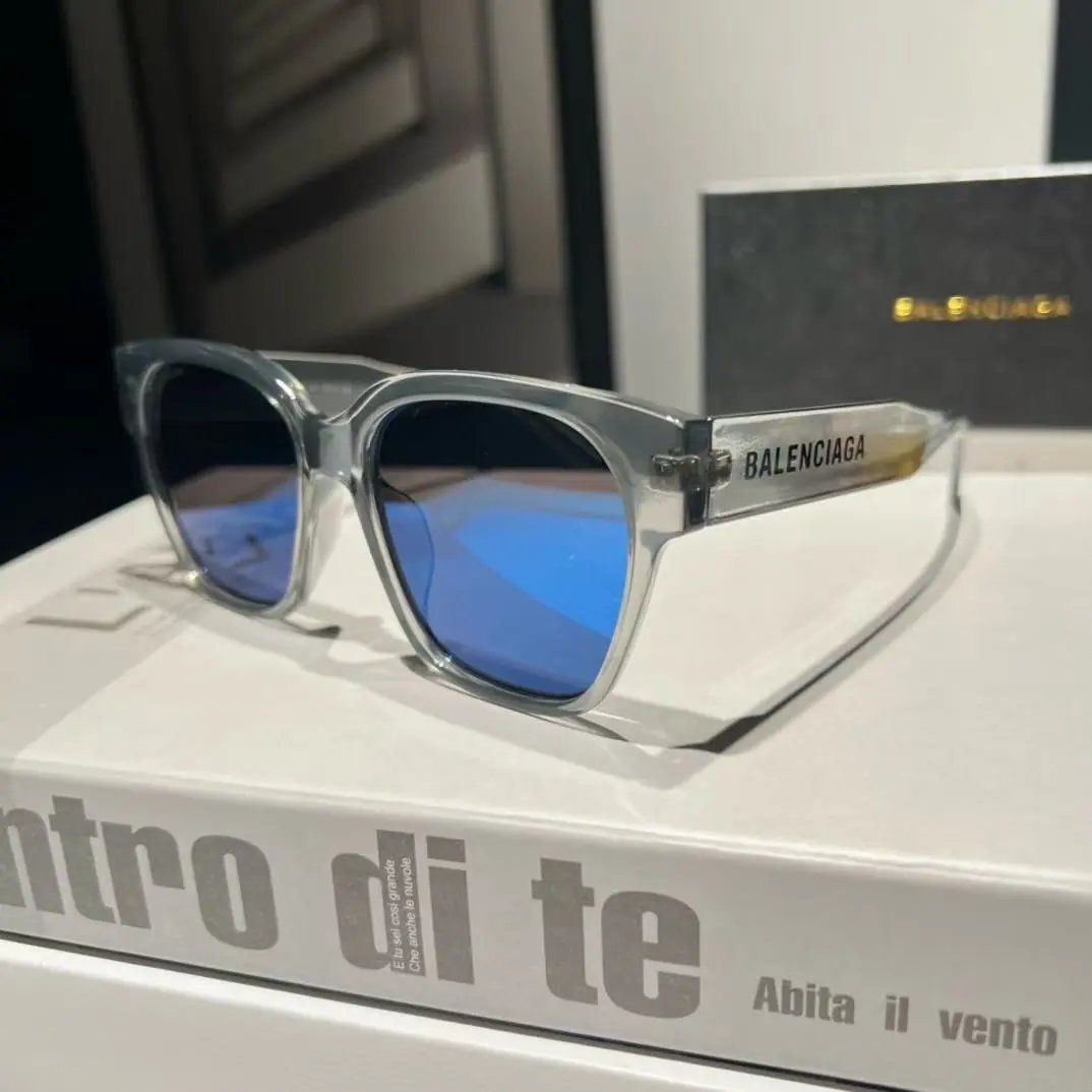 Balenciaga Eyewear Rectangular Logo Sunglasses image 12