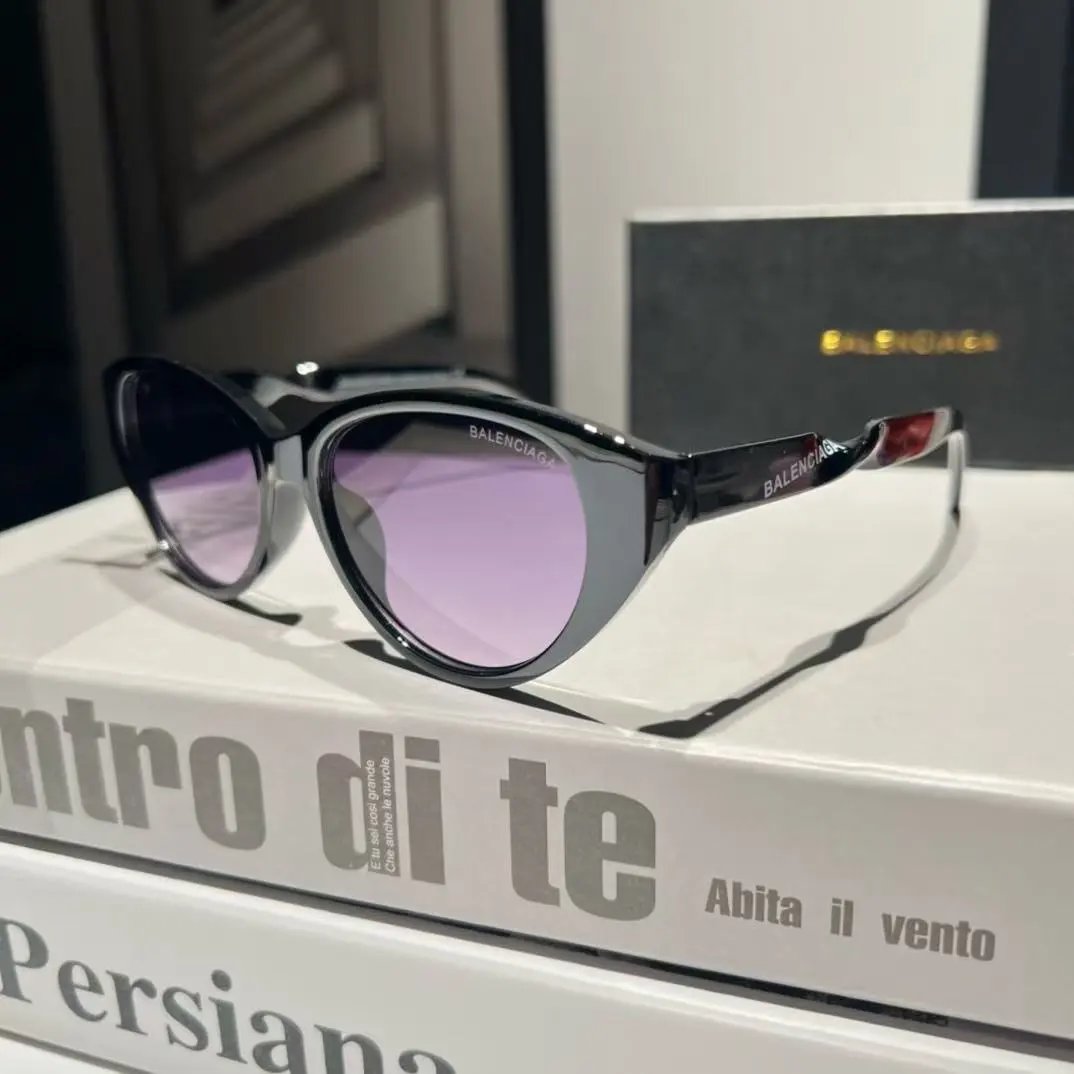 Balenciaga Eyewear Rectangular Logo Sunglasses — 24