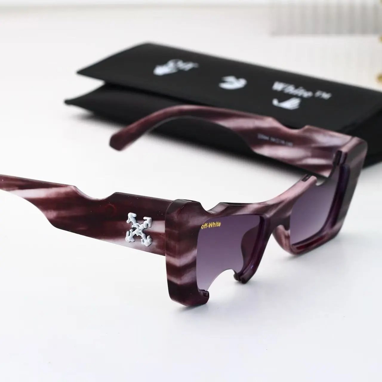 Off-White Eyewear Cutout Square Sunglasses product image