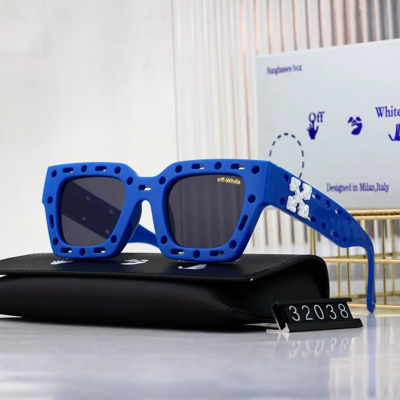 Off-White Eyewear Cutout Square Sunglasses product image