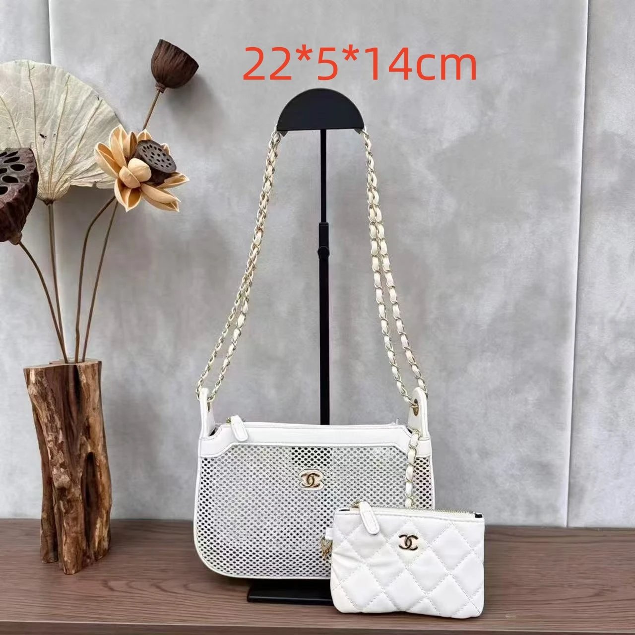 Miu Crossbody Bags Mini top-handle logo bag — 17