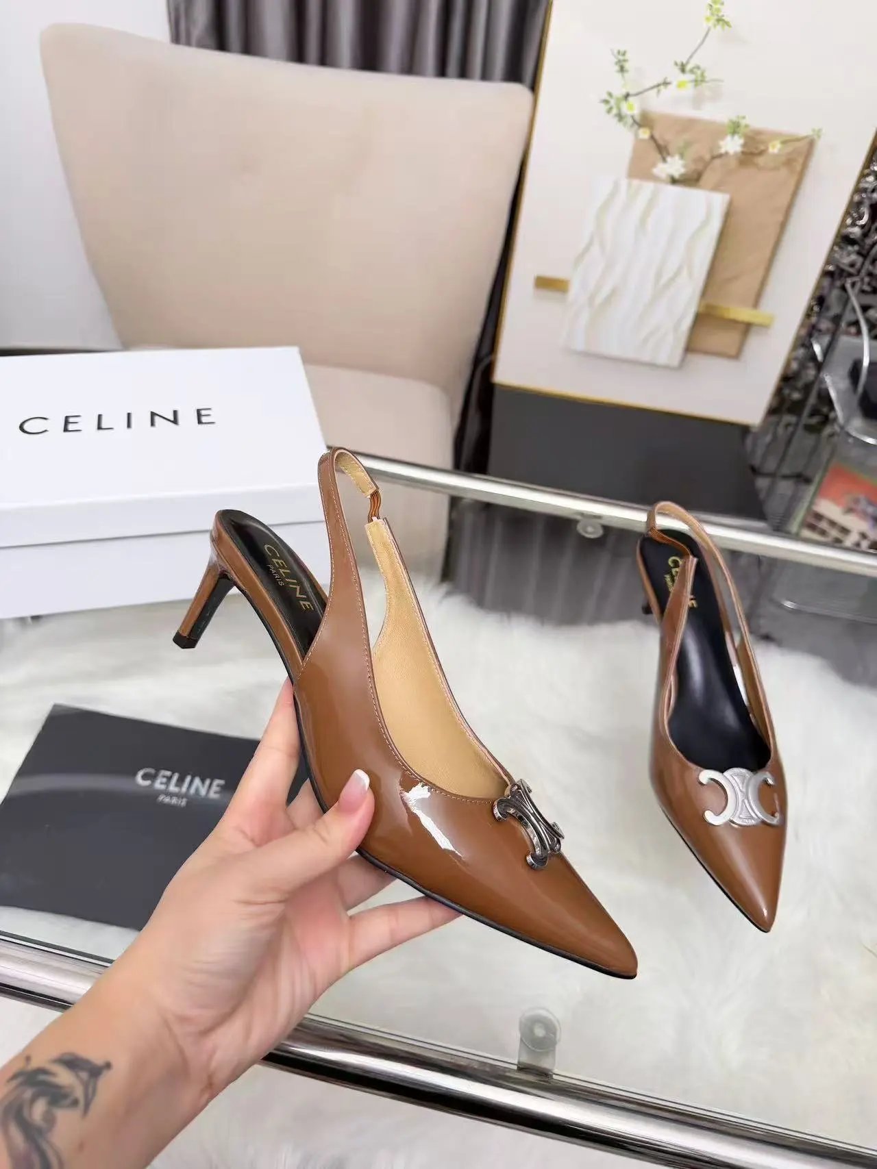ELIN High Heels Pointed-Toe Slingback Kitten with Metal Logo Accent — 6