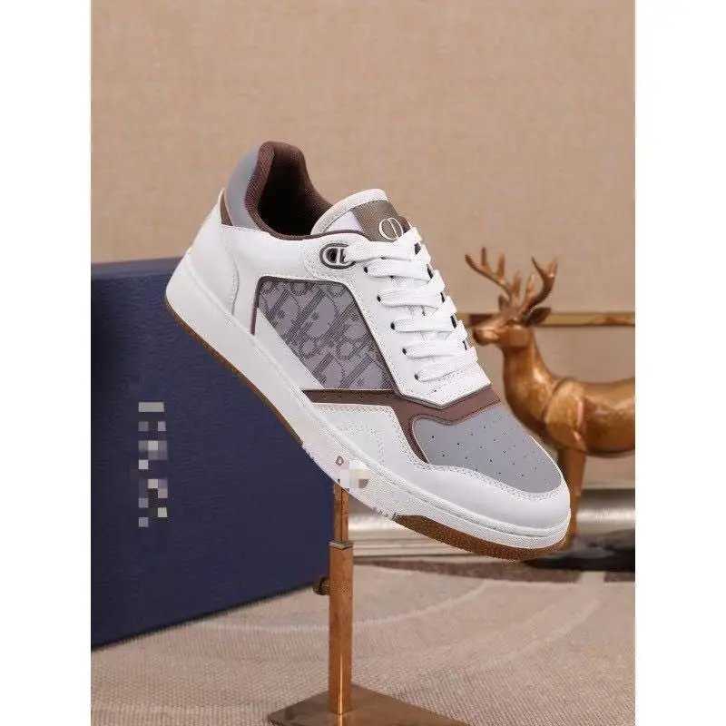 Dior Sneakers B27 low-top with Oblique side panels — 32