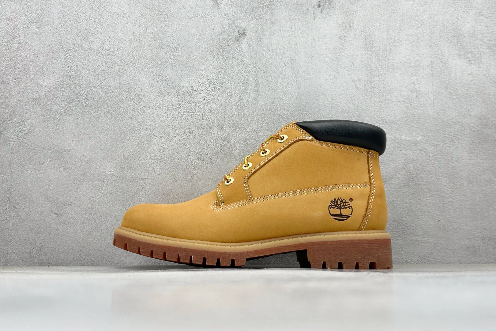 Collaboration Mid-Top Boot photo 3