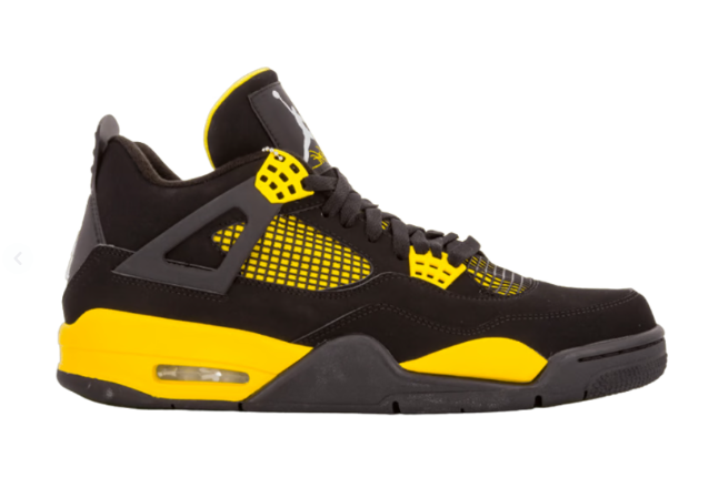 Air Jordan 4 Retro "Thunder"