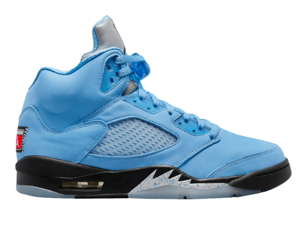 Air Jordan 5 Retro "UNC"