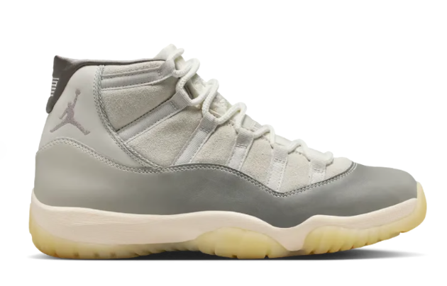 Air Jordan 11 Retro "Cool Grey"