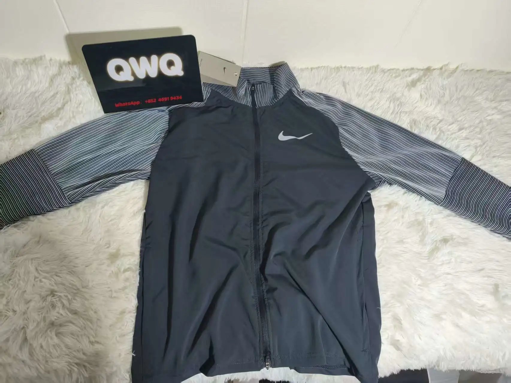 Nike Dri-FIT Track Jacket Stripe Sleeve Black